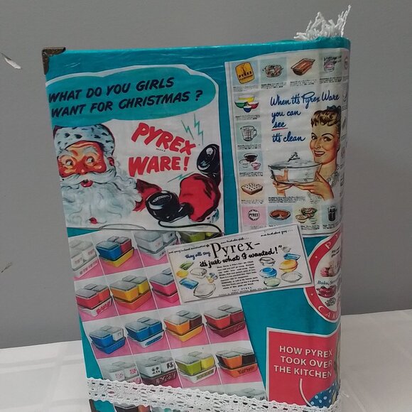 Vintage Pyrex Book Sculpture 1 of a kind - Picture 5 of 10